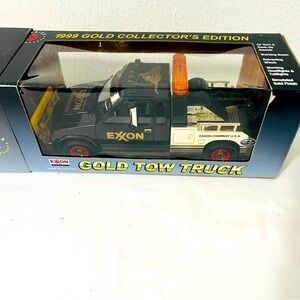 1999 EXXON GOLD COLLECTOR'S EDITION GOLD TOW TRUCK NIB VINTAGE
